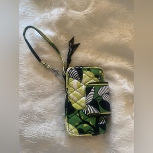 Vera Bradley-NWOT-Wallet-Multi-Color